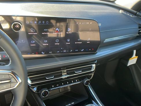 New 2026 Chevrolet Traverse LT image 25