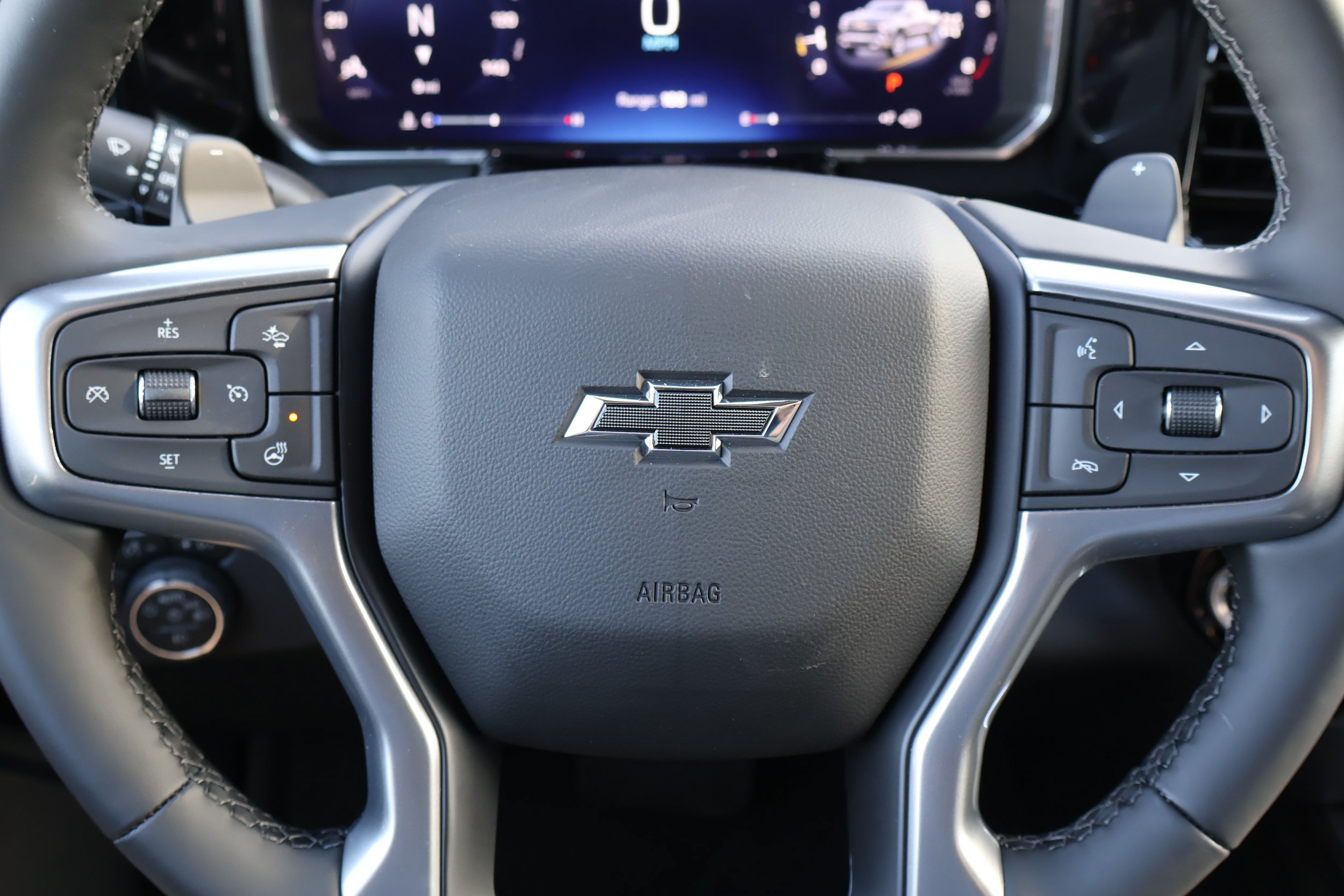 New 2026 Chevrolet Silverado 1500 RST w/ Redline Edition AWD/4WD image 12