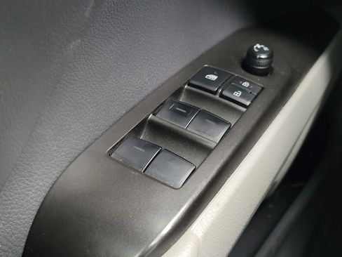 Used 2023 Toyota Camry SE FWD image 27
