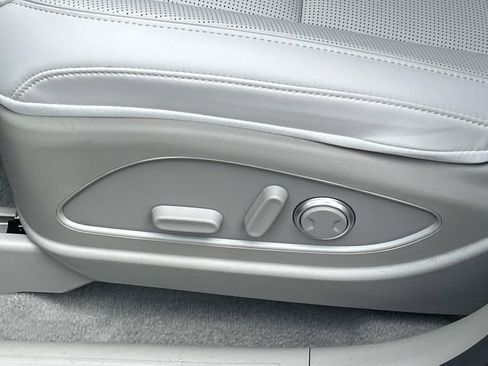 New 2026 Hyundai Palisade FWD Hybrid image 17