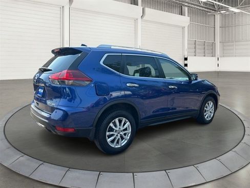 Used 2018 Nissan Rogue SV w/ Premium Package AWD/4WD image 5