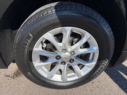 Used 2018 Chevrolet Equinox LT image 13