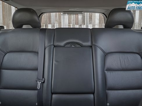 Used 2010 Volvo XC70 T6 image 23