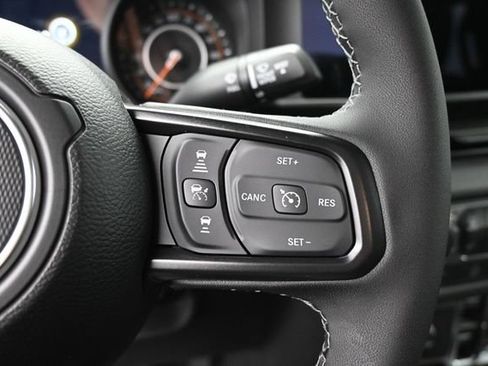 New 2026 Jeep Gladiator Sport AWD/4WD image 19