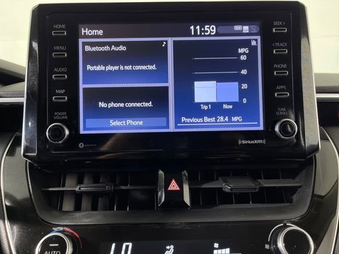 Used 2021 Toyota Corolla LE image 20