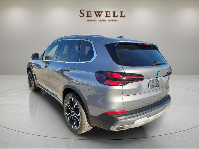 Used 2026 BMW X5 xDrive40i w/ Climate Comfort Package AWD/4WD image 3
