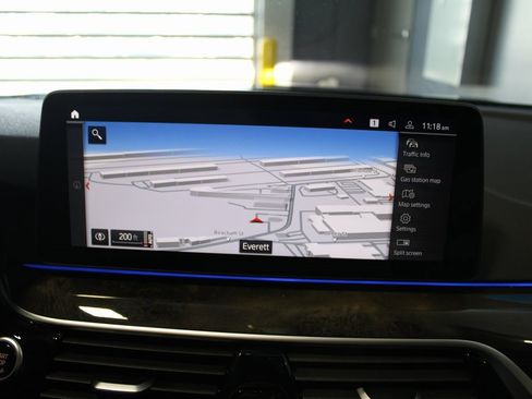 Used 2023 BMW 530i xDrive w/ Convenience Package image 29