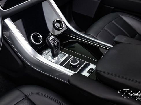 Used 2022 Land Rover Range Rover Sport HSE Silver Edition image 31