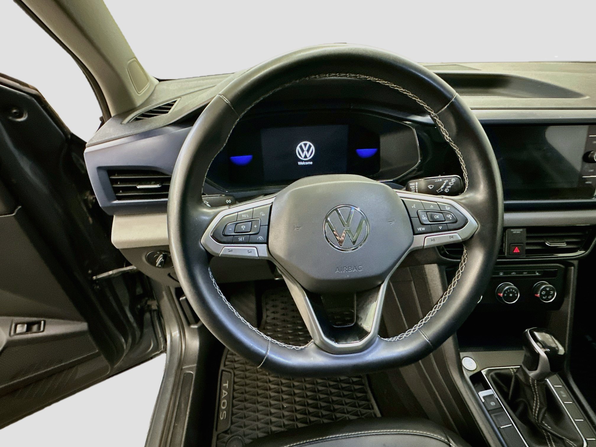Used 2022 Volkswagen Taos SE AWD/4WD image 18