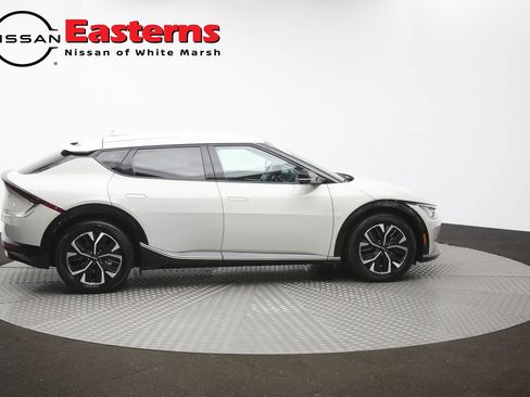 Used 2022 Kia EV6 Wind RWD image 47