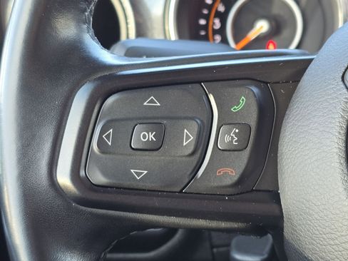 Used 2020 Jeep Wrangler Unlimited Sport image 27