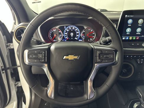 Used 2023 Chevrolet Blazer Premier FWD image 14