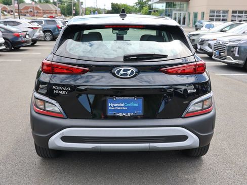 Used 2023 Hyundai Kona SE w/ Cargo Package AWD/4WD image 6