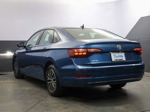 Used 2021 Volkswagen Jetta SE w/ SE Cold Weather Package image 4