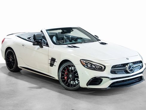 Used 2017 Mercedes-Benz SL 63 AMG image 2