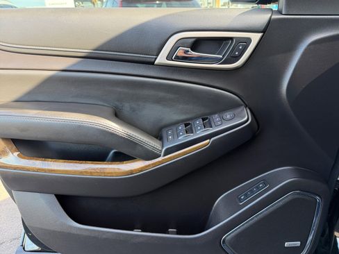 Used 2016 GMC Yukon Denali image 13