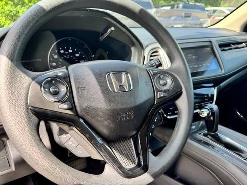 Used 2019 Honda HR-V EX image 13