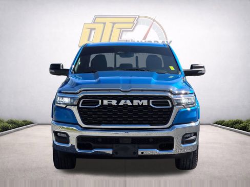 Used 2025 RAM 1500 Big Horn AWD/4WD image 3