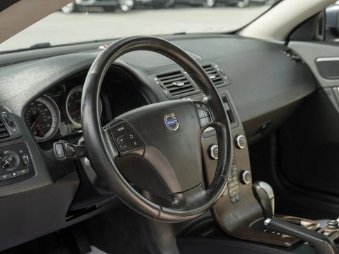 Used 2012 Volvo C70 T5 w/ Climate Pkg FWD image 17