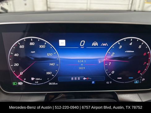 Certified 2025 Mercedes-Benz GLC 300 image 33