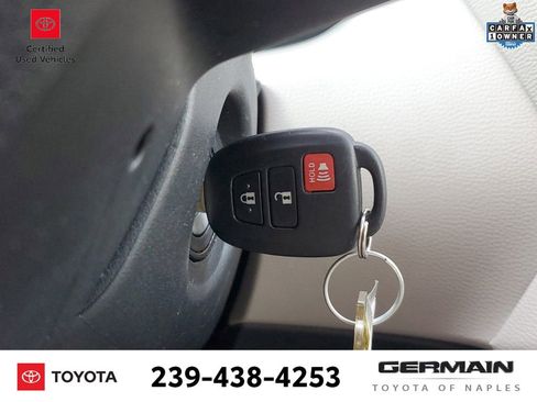 Certified 2024 Toyota Corolla Cross L image 28