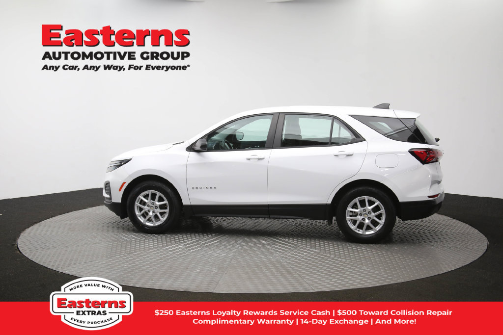 Used 2023 Chevrolet Equinox LS w/ Driver Confidence II Package FWD image 60