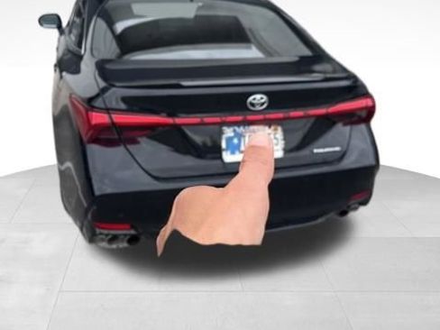 Used 2021 Toyota Avalon Touring w/ Advanced Safety Package image 11