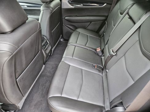 Used 2024 Cadillac XT5 Premium Luxury w/ Technology Package image 36