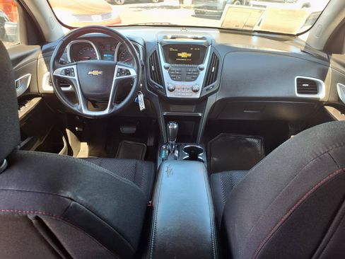 Used 2017 Chevrolet Equinox LT w/ Driver Confidence Package II FWD image 18