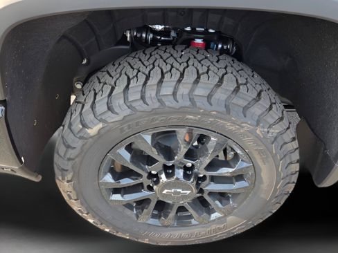 New 2026 Chevrolet Silverado 2500 LTZ w/ Trail Boss Package AWD/4WD image 9