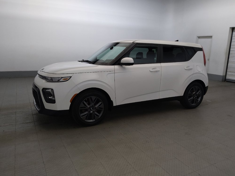 Used 2021 Kia Soul S FWD image 2