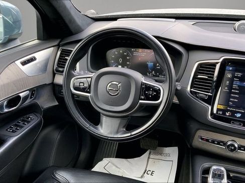 Used 2020 Volvo XC90 T8 Inscription image 11