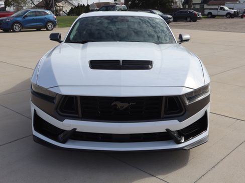 Used 2025 Ford Mustang Dark Horse image 2