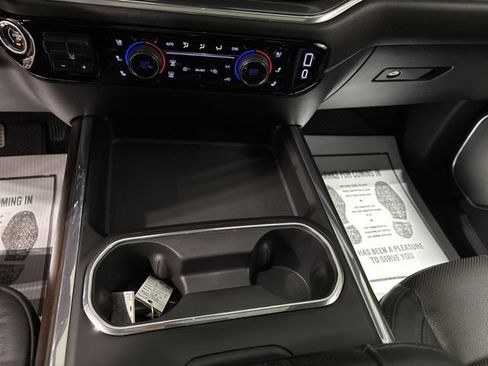 Used 2025 Chevrolet Silverado 2500 High Country w/ Midnight Edition AWD/4WD image 26