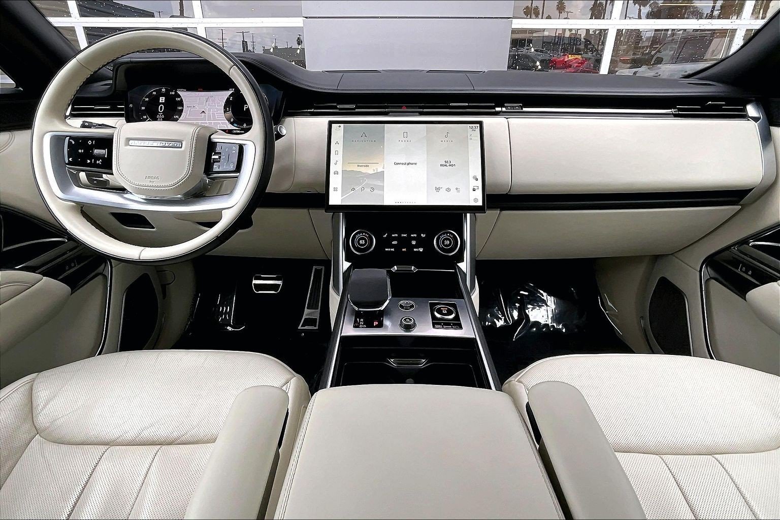 Used 2023 Land Rover Range Rover Long Wheelbase Autobiography AWD/4WD image 15