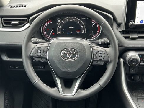 Used 2024 Toyota RAV4 XLE Premium image 38
