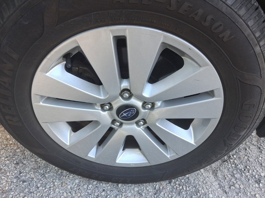 Used 2019 Subaru Outback 2.5i Premium AWD/4WD image 14