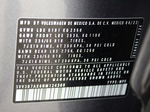 Used 2022 Volkswagen Tiguan SE FWD image 29