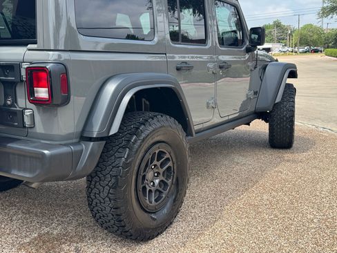 Used 2023 Jeep Wrangler Unlimited Sport AWD/4WD image 4