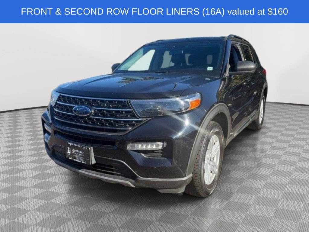 Used 2021 Ford Explorer XLT w/ Equipment Group 202A AWD/4WD image 3