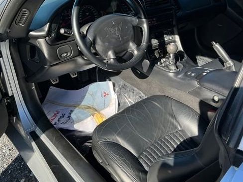 Used 2001 Chevrolet Corvette Z06 w/ Memory Pkg image 10