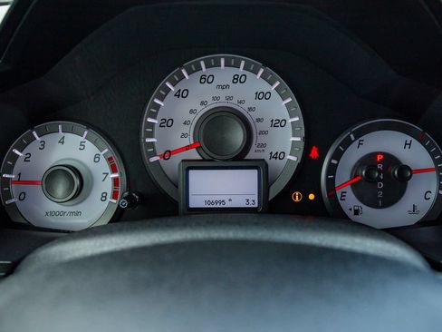 Used 2015 Honda Pilot Touring image 3