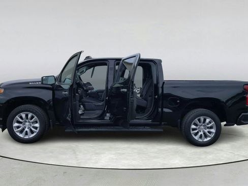Used 2021 Chevrolet Silverado 1500 Custom RWD image 11