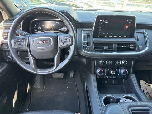 Used 2023 GMC Yukon AT4 w/ AT4 Premium Package image 10