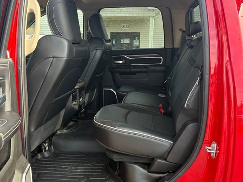 Used 2020 RAM 5500 Laramie AWD/4WD image 13
