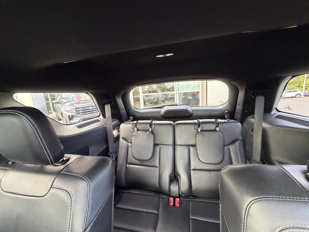 Used 2020 Ford Explorer ST w/ ST Street Pack AWD/4WD image 13