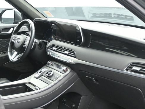 Used 2022 Hyundai Palisade Calligraphy image 6