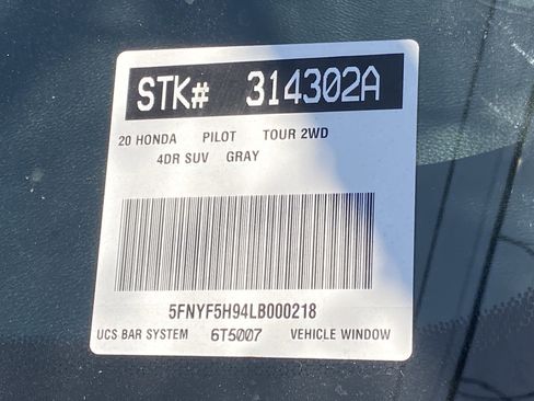 Used 2020 Honda Pilot Touring image 6