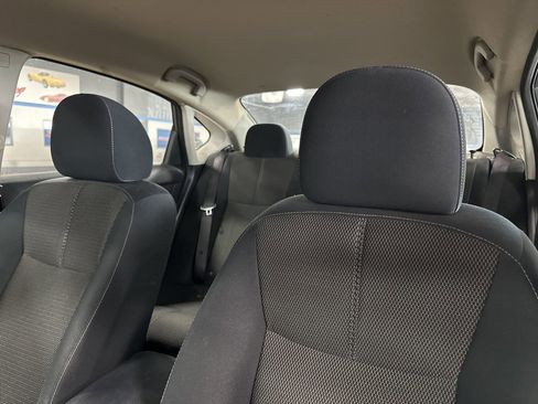 Used 2015 Nissan Sentra S image 4