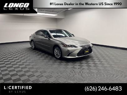 Certified 2020 Lexus ES 350 Ultra Luxury w/ Accessory Package 2